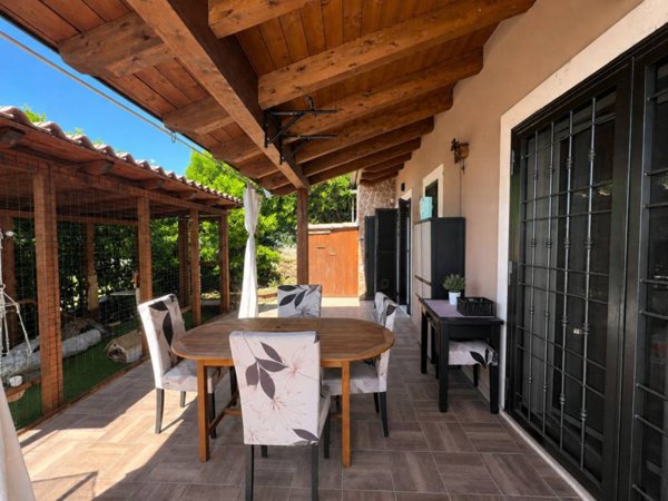 casa indipendente in vendita a Fonte Nuova in zona Santa Lucia