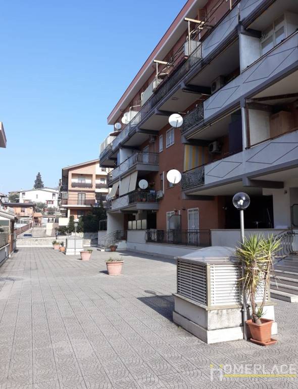 appartamento in vendita a Fonte Nuova in zona Santa Lucia