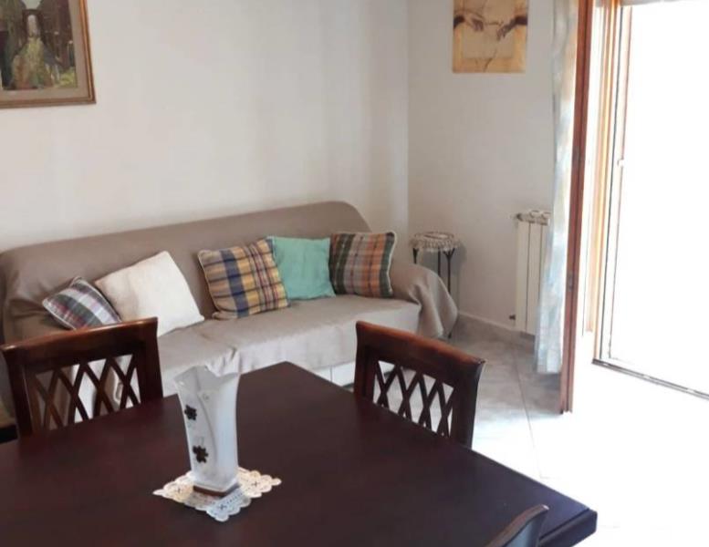appartamento in vendita a Fonte Nuova in zona Santa Lucia