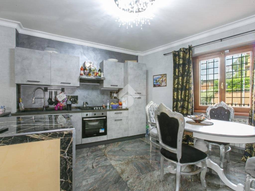 casa indipendente in vendita a Fonte Nuova in zona Torre Lupara