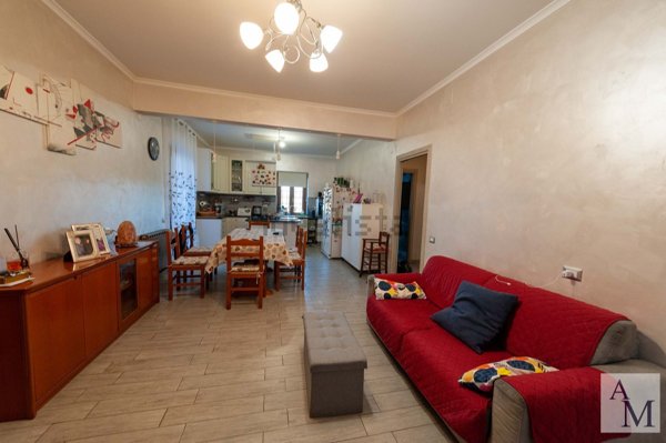 appartamento in vendita a Fonte Nuova in zona Santa Lucia