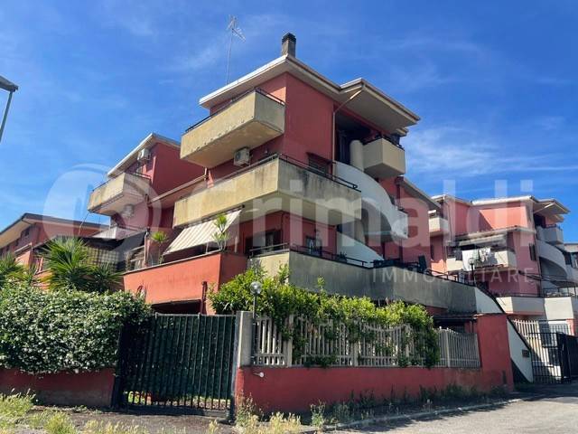appartamento in vendita a Fonte Nuova in zona Torre Lupara