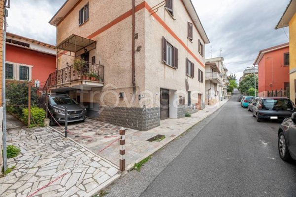appartamento in vendita a Fonte Nuova in zona Torre Lupara