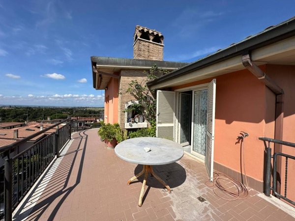 appartamento in vendita a Fonte Nuova in zona Torre Lupara