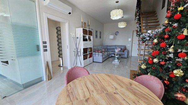 appartamento in vendita a Fonte Nuova in zona Santa Lucia