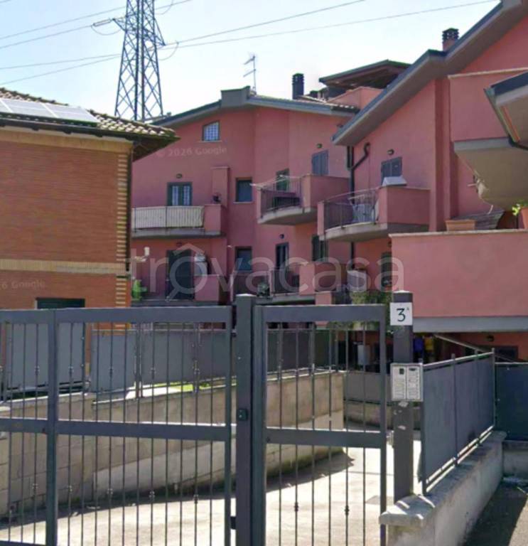 appartamento in vendita a Fonte Nuova in zona Santa Lucia