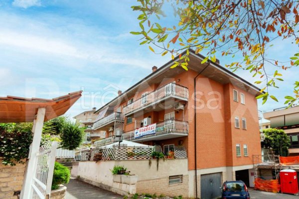 appartamento in vendita a Fonte Nuova in zona Torre Lupara