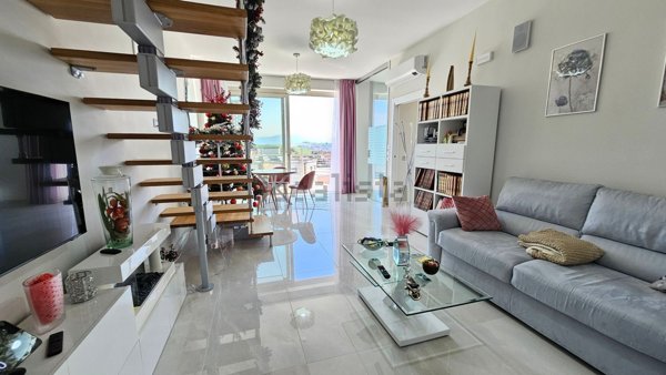 appartamento in vendita a Fonte Nuova in zona Santa Lucia