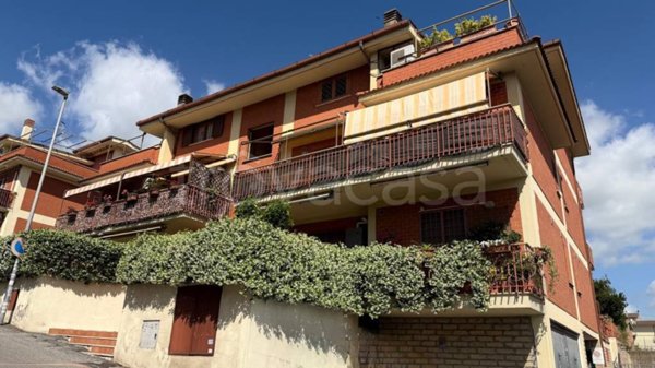 appartamento in vendita a Fonte Nuova in zona Torre Lupara