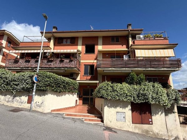 appartamento in vendita a Fonte Nuova in zona Torre Lupara