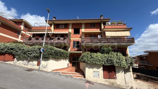 appartamento in vendita a Fonte Nuova in zona Torre Lupara