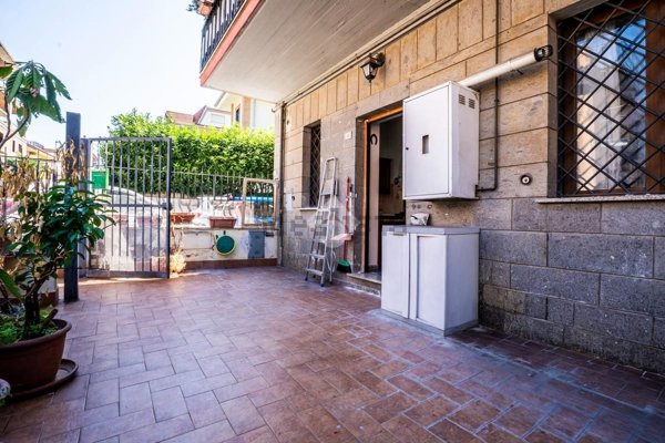 appartamento in vendita a Fonte Nuova in zona Torre Lupara