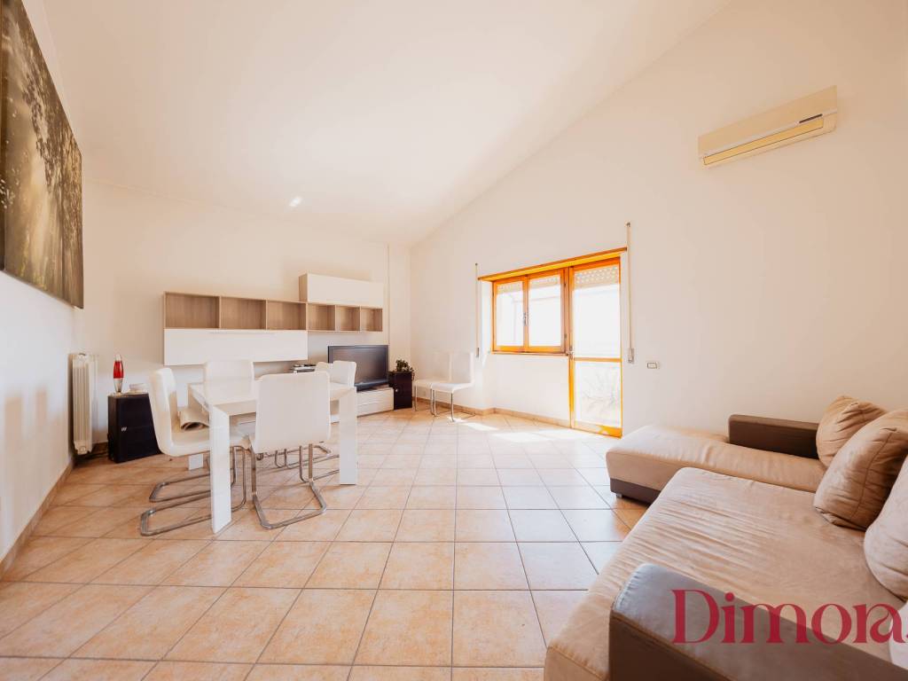 appartamento in vendita a Fonte Nuova in zona Torre Lupara