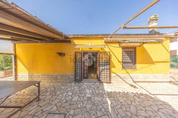 casa indipendente in vendita a Fonte Nuova in zona Santa Lucia