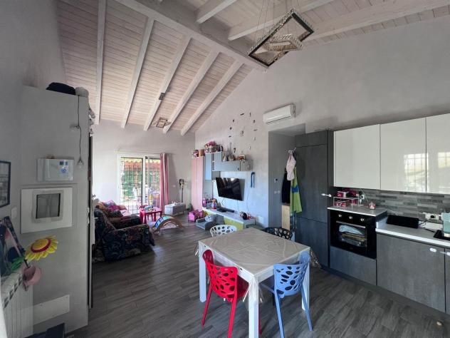 casa indipendente in vendita a Fonte Nuova in zona Santa Lucia