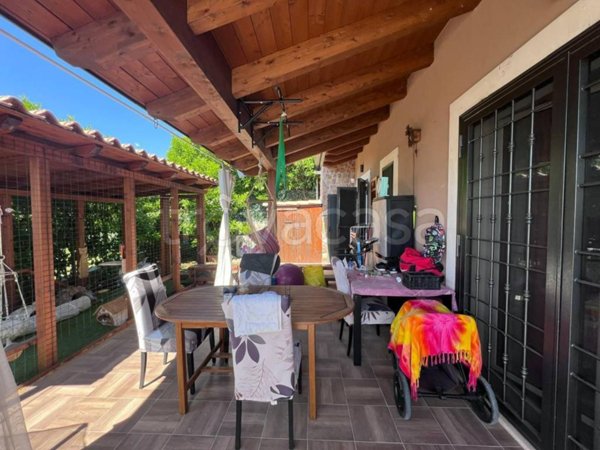 casa indipendente in vendita a Fonte Nuova in zona Santa Lucia