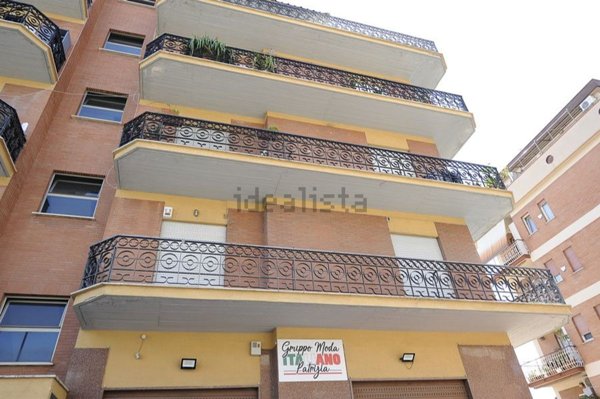 appartamento in vendita a Fonte Nuova in zona Torre Lupara