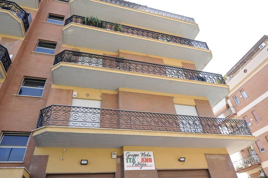 appartamento in vendita a Fonte Nuova in zona Torre Lupara