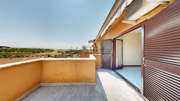 appartamento in vendita a Fonte Nuova in zona Santa Lucia
