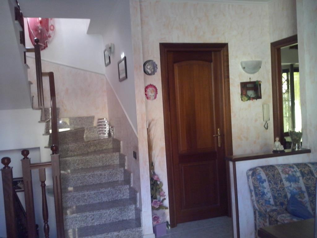 casa indipendente in vendita a Fonte Nuova in zona Torre Lupara