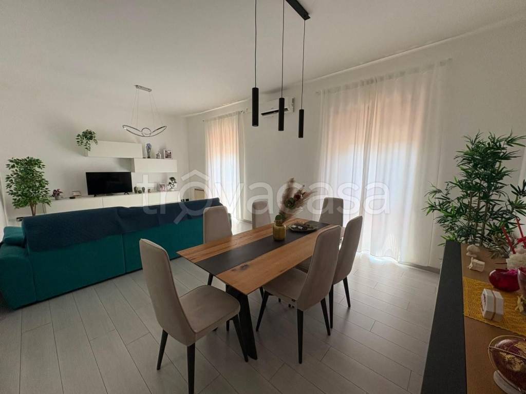 appartamento in vendita a Fonte Nuova in zona Torre Lupara
