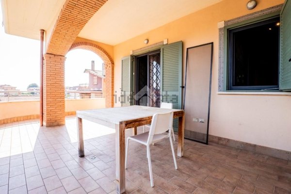 appartamento in vendita a Fonte Nuova in zona Torre Lupara