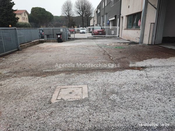 box auto in vendita a Fonte Nuova in zona Torre Lupara