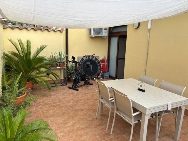 appartamento in vendita a Fonte Nuova in zona Torre Lupara