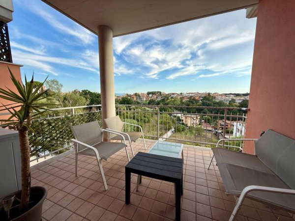 appartamento in vendita a Fonte Nuova in zona Torre Lupara