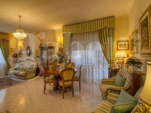 appartamento in vendita a Fonte Nuova in zona Torre Lupara