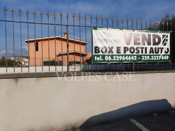 box auto in vendita a Fonte Nuova in zona Torre Lupara