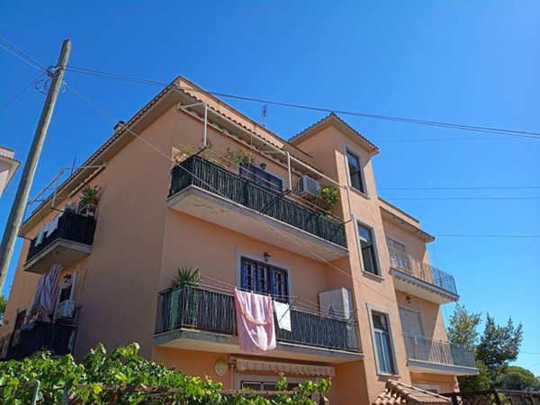 appartamento in vendita a Fonte Nuova in zona Quarto Conca