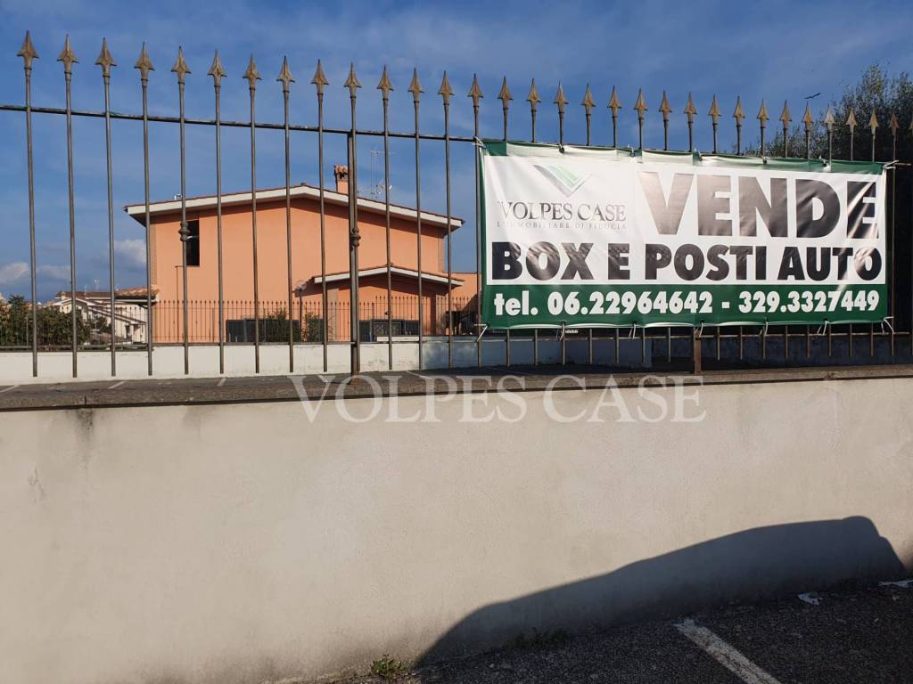 box auto in vendita a Fonte Nuova in zona Torre Lupara