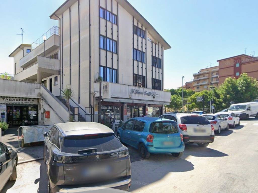 appartamento in vendita a Fonte Nuova in zona Torre Lupara