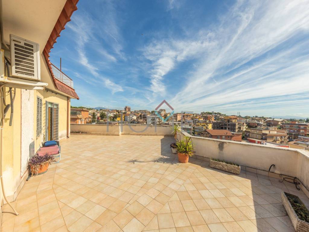 appartamento in vendita a Fonte Nuova in zona Torre Lupara