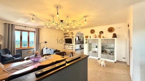 appartamento in vendita a Fonte Nuova in zona Santa Lucia