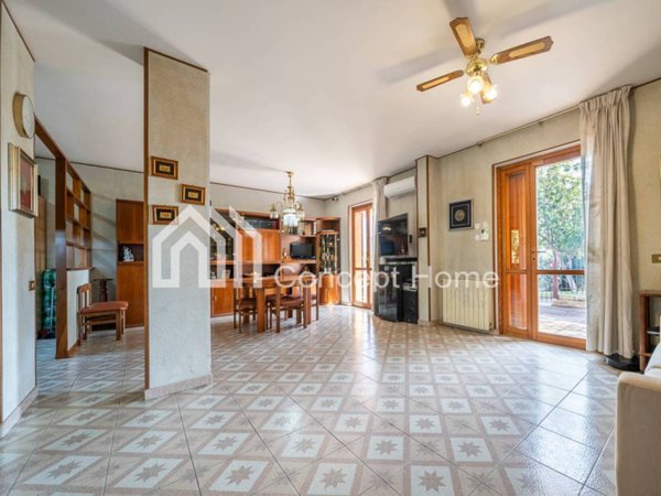 appartamento in vendita a Fonte Nuova in zona Torre Lupara