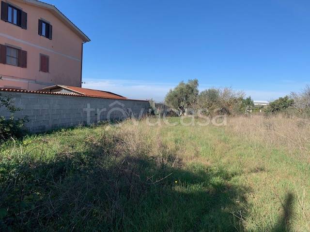 villa in vendita ad Aprilia in zona Campoleone
