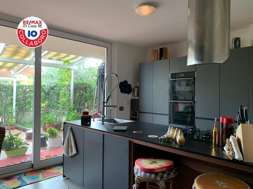 casa indipendente in vendita ad Aprilia
