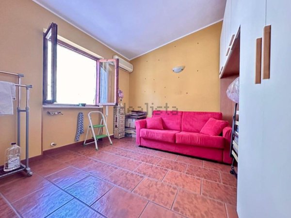 appartamento in vendita ad Aprilia in zona Fossignano