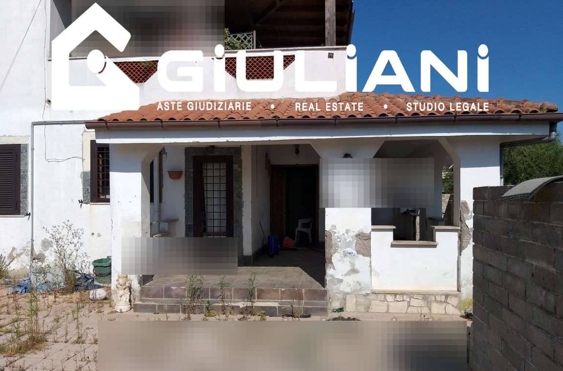 intera palazzina in vendita ad Aprilia