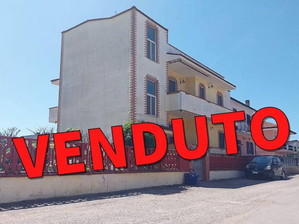 appartamento in vendita ad Aprilia