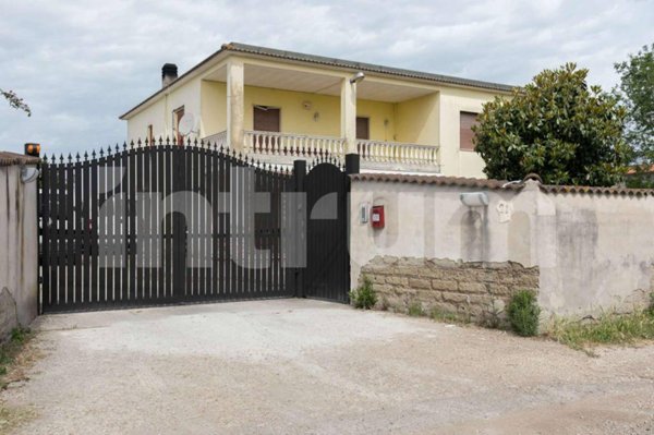 appartamento in vendita ad Aprilia in zona Pantanelle