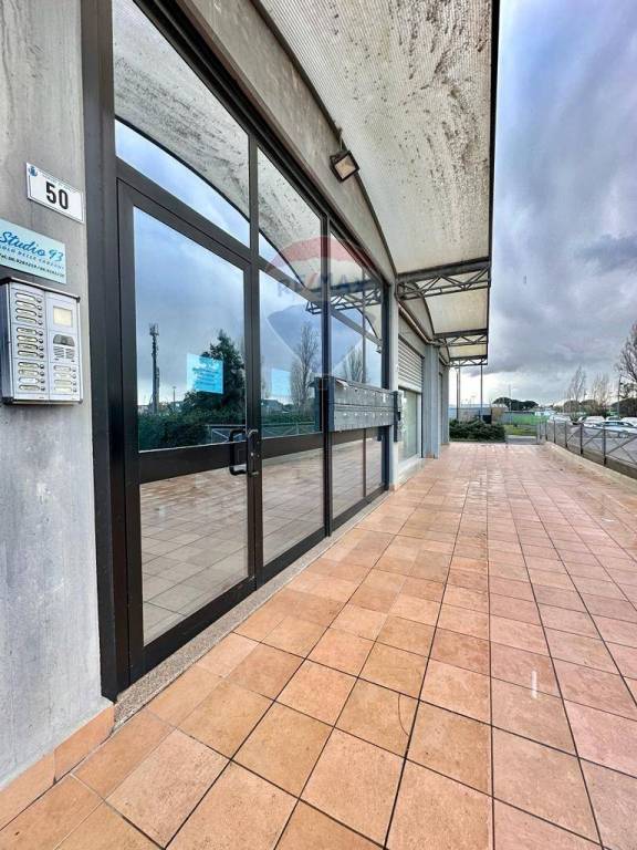 ufficio in vendita ad Aprilia