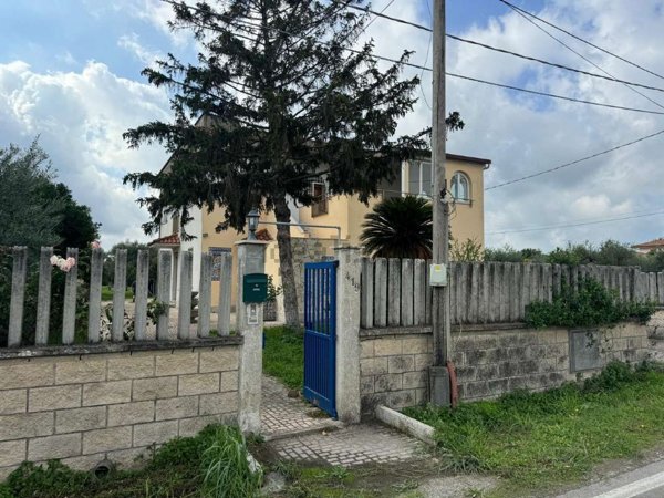 appartamento in vendita ad Aprilia