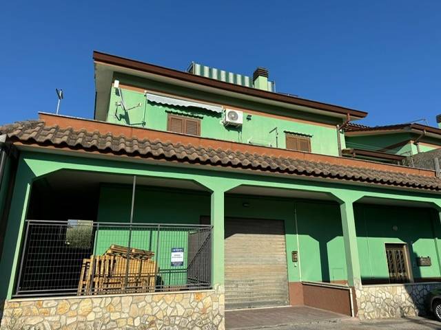 appartamento in vendita ad Aprilia