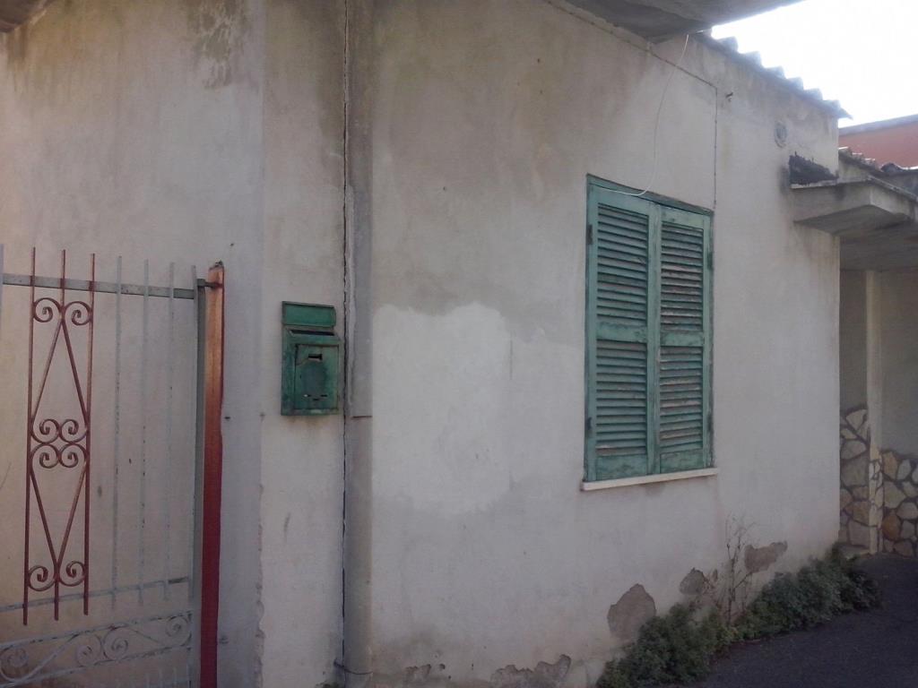 casa indipendente in vendita ad Aprilia