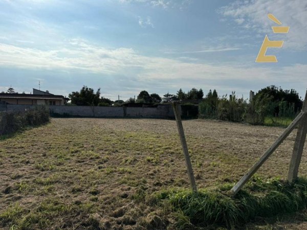 terreno agricolo in vendita ad Aprilia in zona Cogna