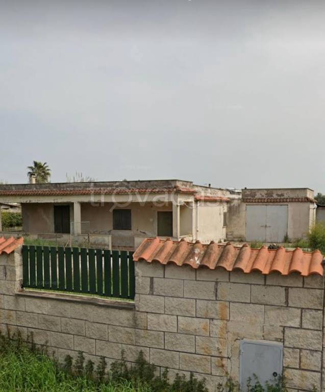 casa indipendente in vendita ad Aprilia in zona Campo di Carne