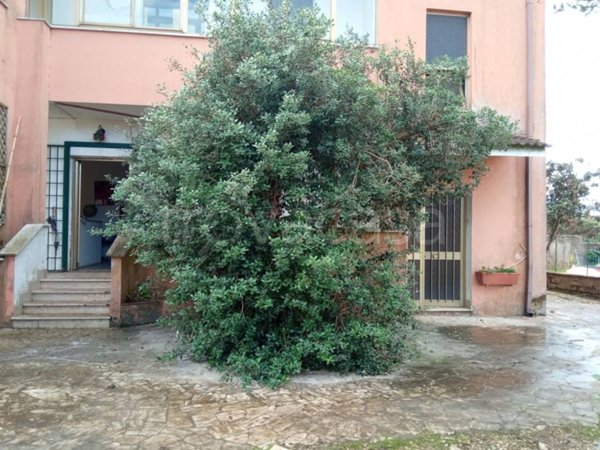 casa indipendente in vendita ad Aprilia in zona Campoverde